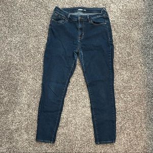 Old Navy Rockstar Super Skinny Jeans